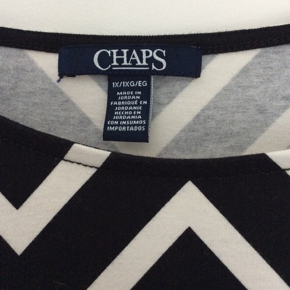 NWT CHAPS Plus Size Geo Print Top - Picture 3 of 4